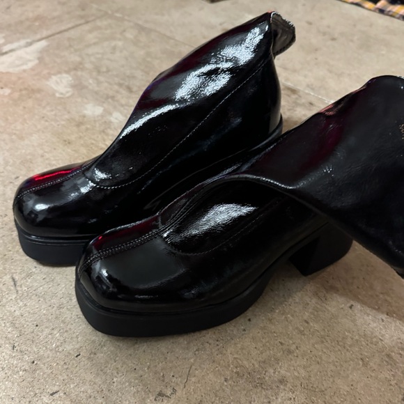 Zara Patent Boots Platform - Picture 2 of 7